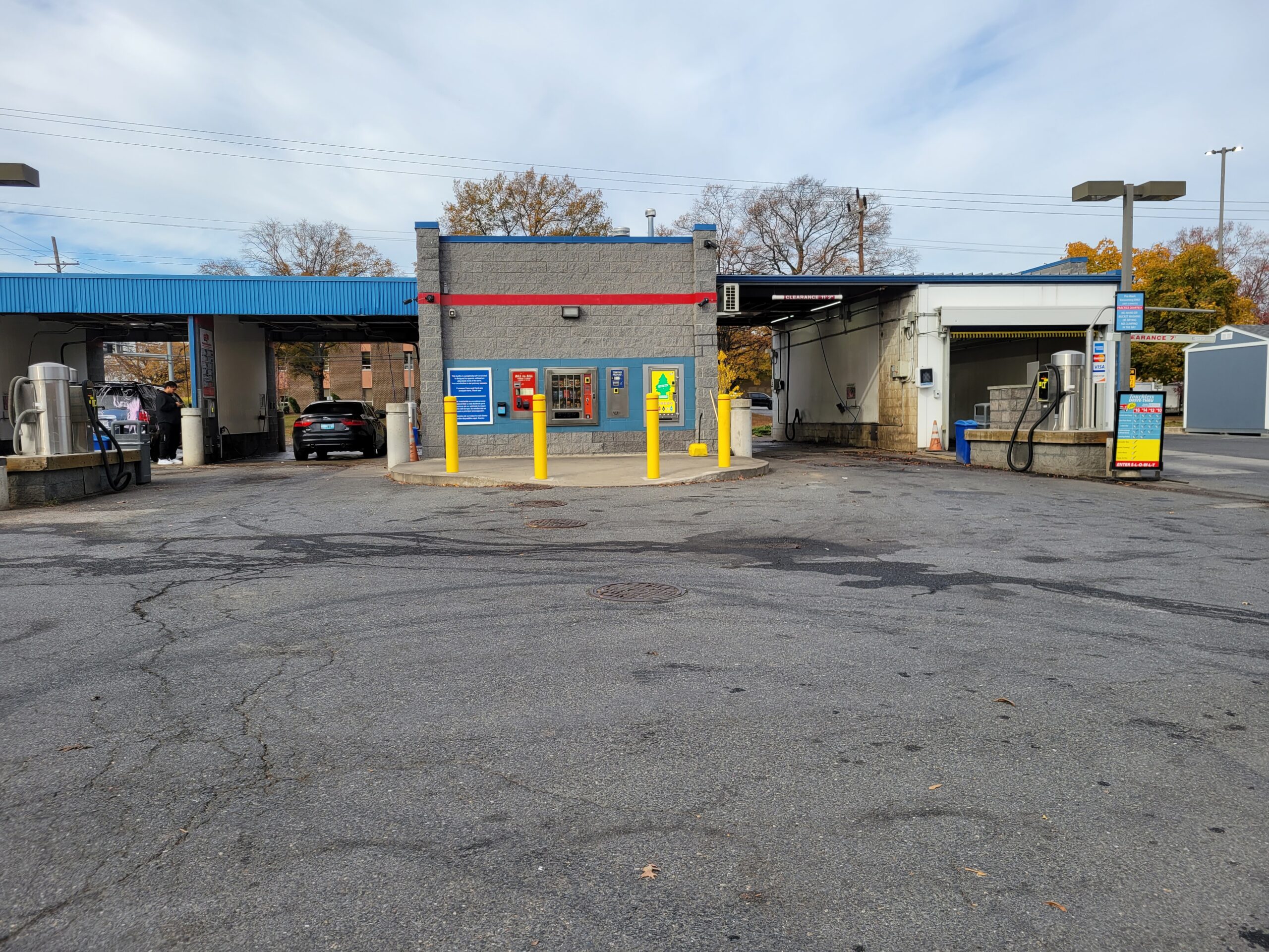 College Park Car Wash L8NX