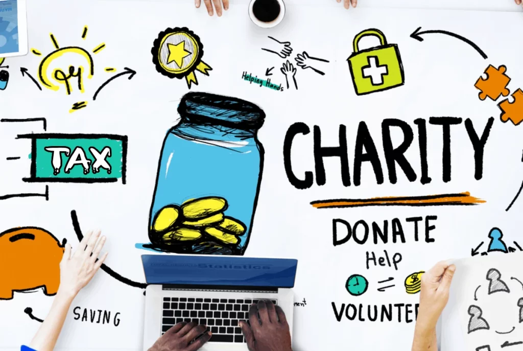 From Donations to Deductions: How Giving Back Can Benefit Your Business This Holiday Season